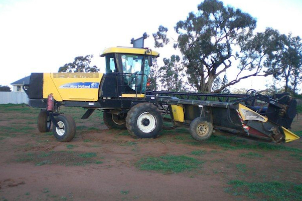 New Holland H8040 Self Propelled Windrower