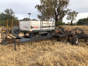 RFM XT3000 Airseeder Tynes & Disc machine