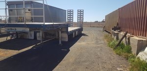 2013 Barker Drop Deck, Deck Widener