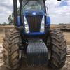 New holland 2011 T8030