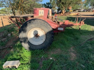 International A 6  20 Run Combine