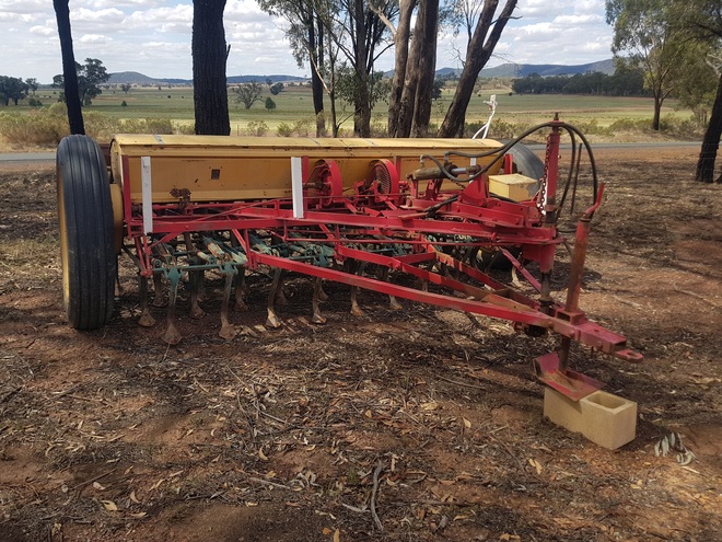 20 Run Horward Bagshaw Combine Small Seed Box