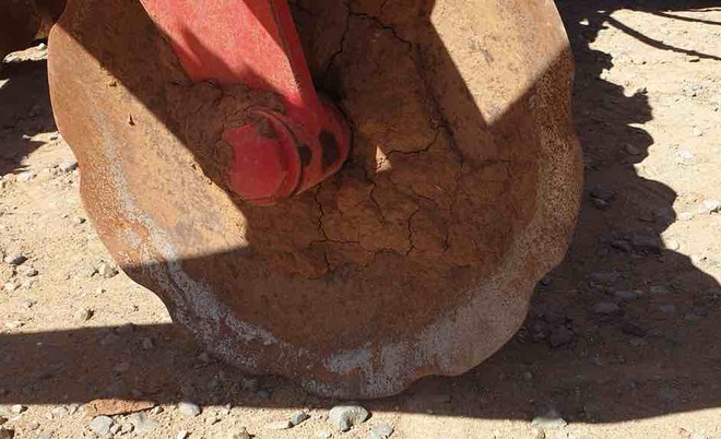 Lely 4m Multidisc with Polymat Airseeder