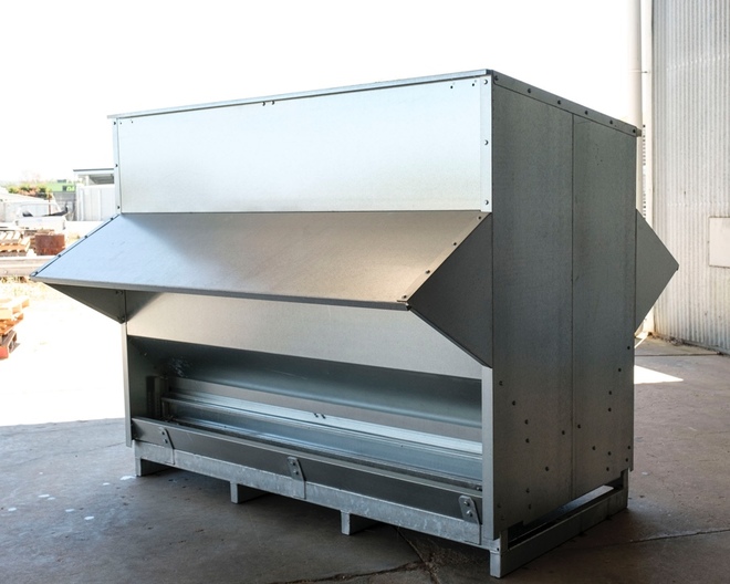 Under Auction - Sheep Feeders | 50 bag / 4.0 MT Heavy-Duty Sheep Feeders - 2% + GST Buyers Premium On All Lots 