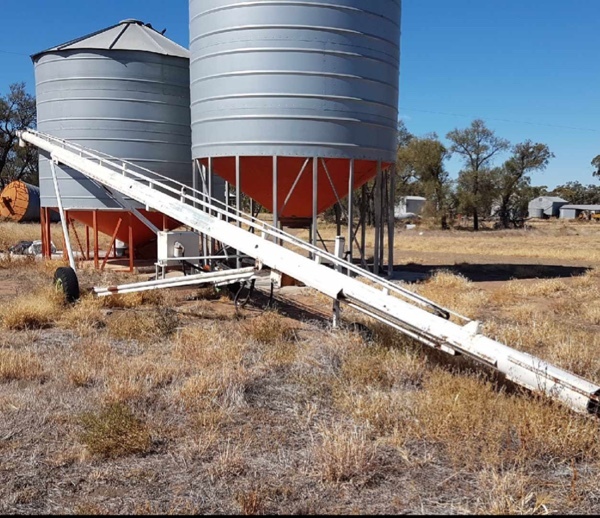 50Ft Hyd drive Auger For Sale ** Price Reduced**