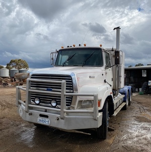 Ford 9000 Truck
