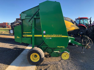 2007 John Deere 467 Round Baler