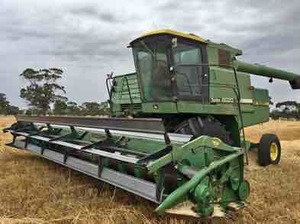 John Deere 8820 Header For Sale