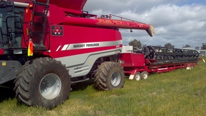 MF9895 Header and 45'Mid west  front