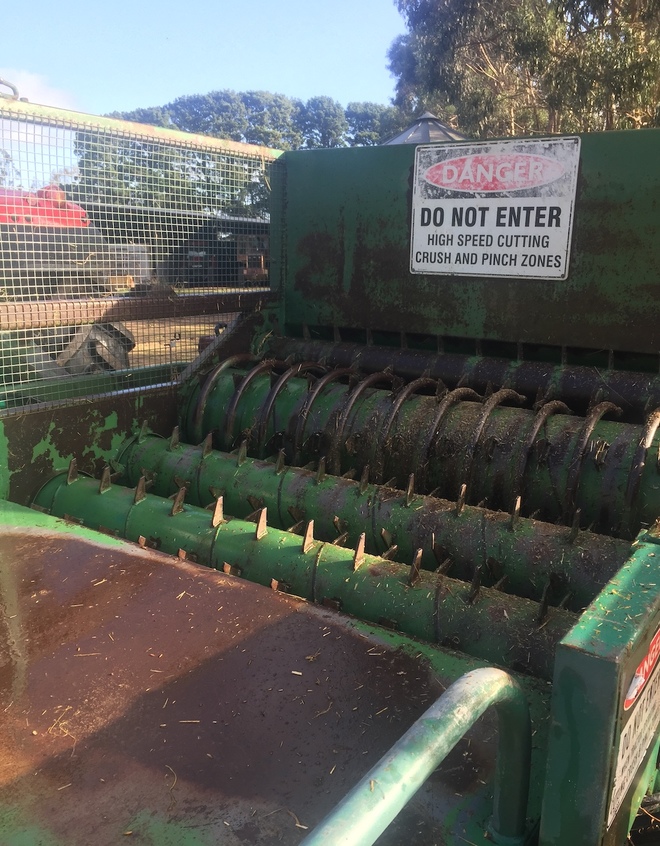 Woppa Choppa Feedout Wagon with elevator