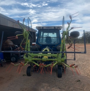Claas Volto 55 tedder
