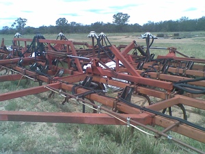50 ft Gason 4100 Cultimaster Air Seeder.