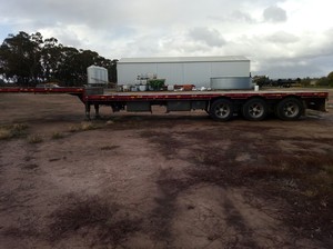 Drop deck trailer 45 foot extendable