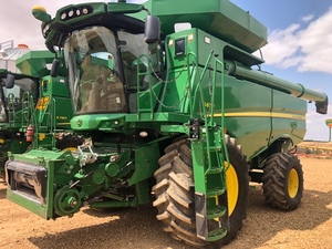 John Deere S670 Header / Harvester For Sale