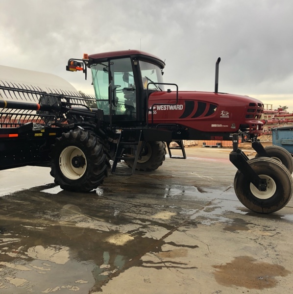 Macdon M155 40ft D65