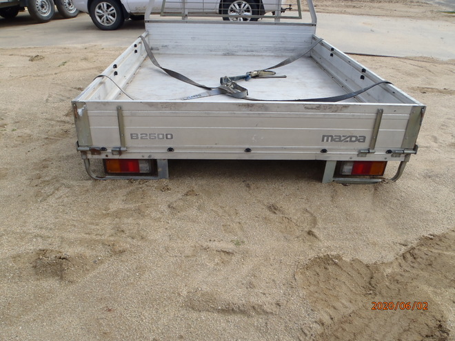 Tray to Fit Mazda ute