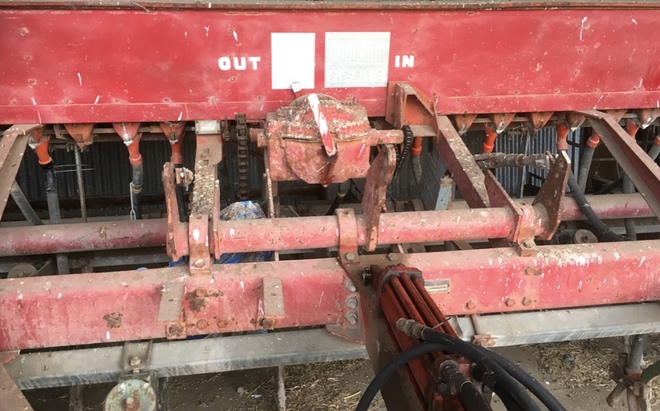 Combine - International 511