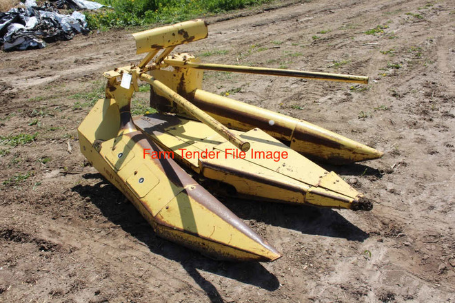 WANTED 2 Row Corn Front for New Holland Forage Harvester
