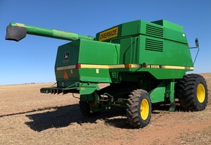 John Deere 9600 Header with JD 930 Flex Front + Trailer