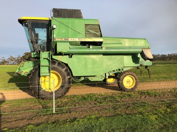 Header John Deere 1075 with pickup front
