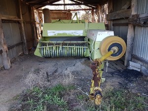 Class Markant 55 baler