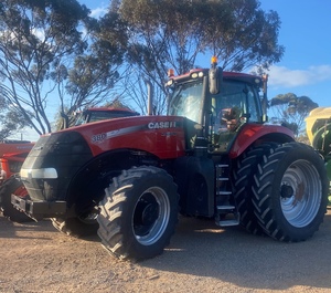 2017 Case IH Magnum 380 CVT Tractor