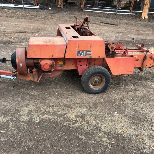 Massey 224 & 128 balers