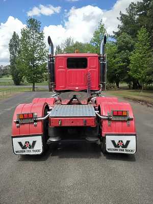2005 Western Star Day Cab