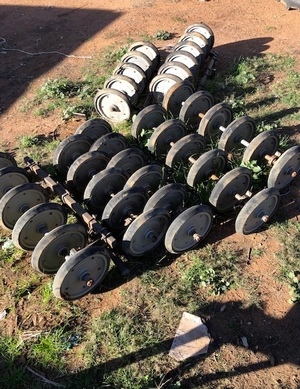 Manutec gang press wheels