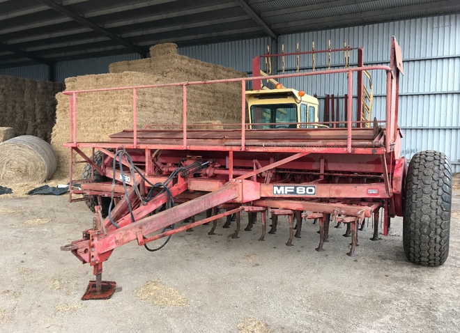 Massey Ferguson 80 24 run Combine 