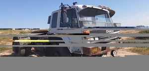 1989 Isuzu 900 Prime Mover