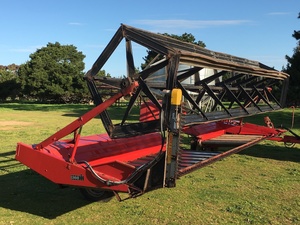 Case IH 21' P.T.O. Windrower