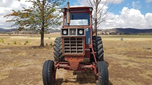 International 766 Tractor
