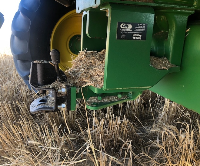 2013 John Deere S670 Header with 40' D60 MacDon Front and trailer