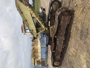 Komatsu PC220-3 Excavator