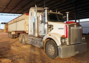 Kenworth Prime Mover, 2009, SAR T408 Cummins.