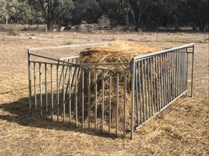 Sliding Sheep Hay Feeders