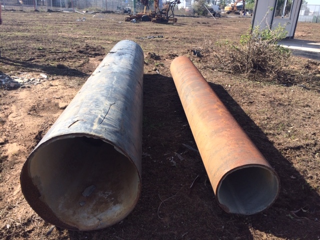 Steel pipes with concrete inside - 3 in the lot