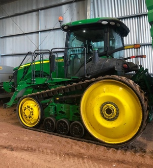 2017 John Deere 8370RT Track Tractor (Can deliver)