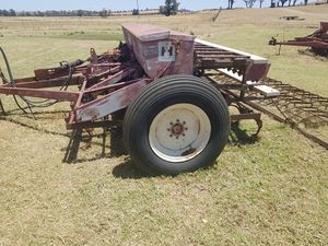 International 6-2 Trash Flow Combine