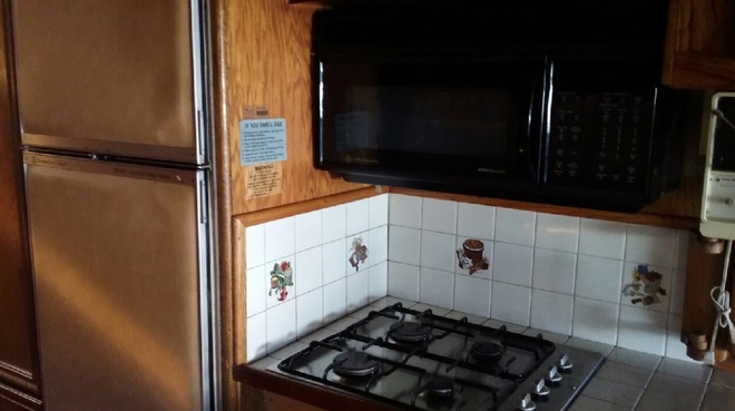 Hawkins Motor Home / Coach - 40 ft 1986 model - 2% Buyers Premium On All Lots