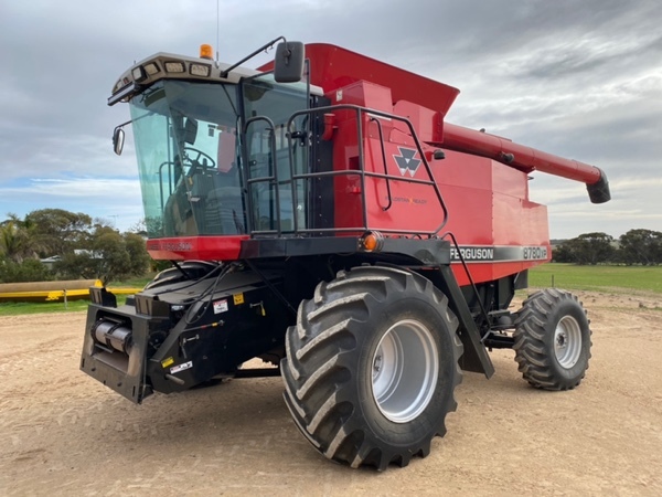 Massey Ferguson 4WD 8780xp & 5100 draper