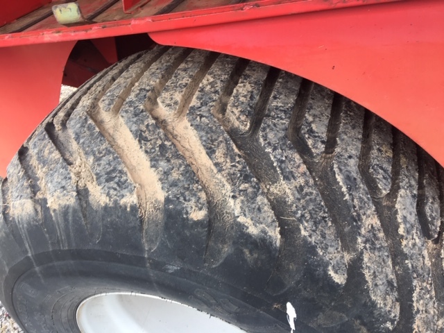 MASSEY FERGUSON 187 3X4 LARGE SQUARE BALER