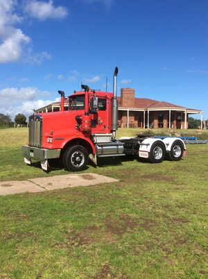 2003 Kenworth T650 Truck