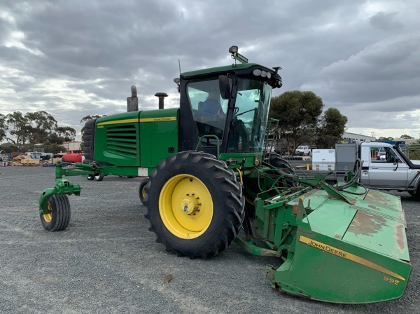 John Deere R450 Windrower/Mower 