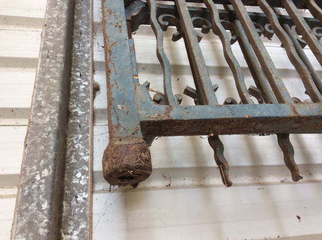 Under Auction - Solid Ornamental Gates and Posts - 2% + GST Buyers Premium on All Lots 