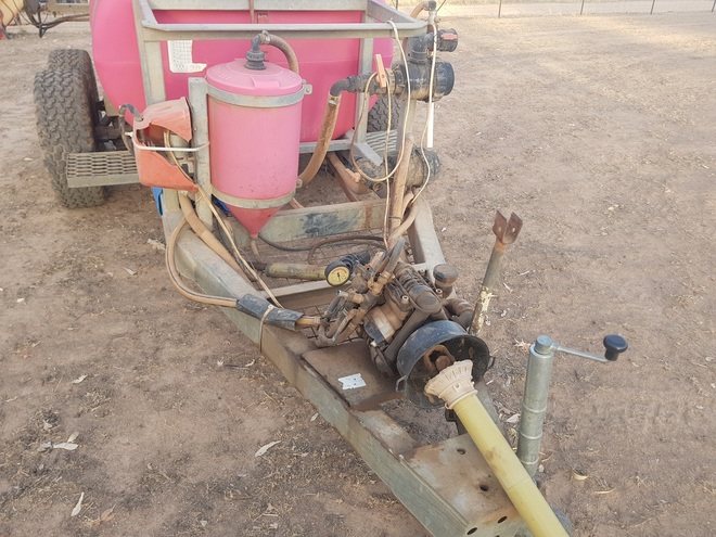 Silvan 2000 litre Boom Spray 40 ft boom 