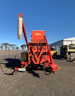 Nufab grain cleaner/seed grader