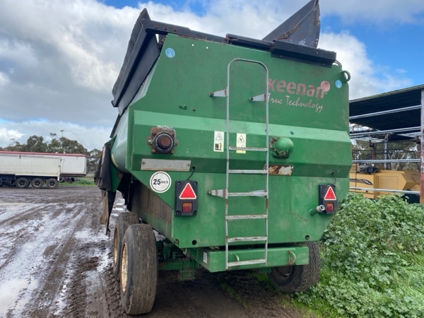 Keenan Feed Mixer