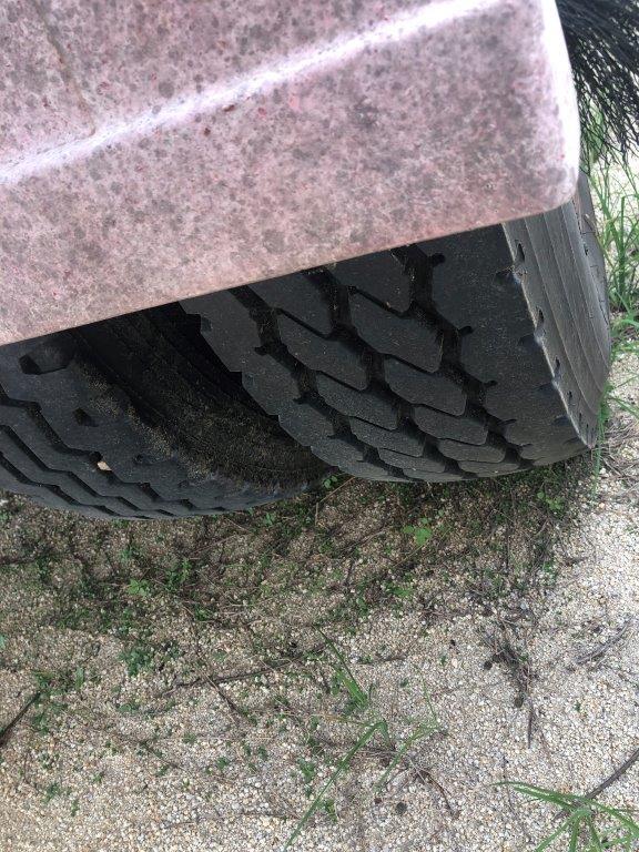 MOORE TRI AXLE A-TRALIER 